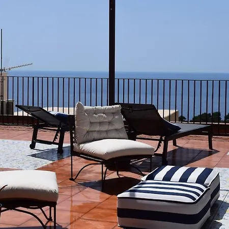 Casa Vera, *