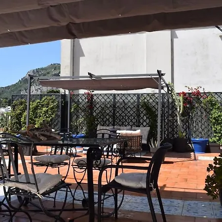 Casa Vera, Prázdninový dům *