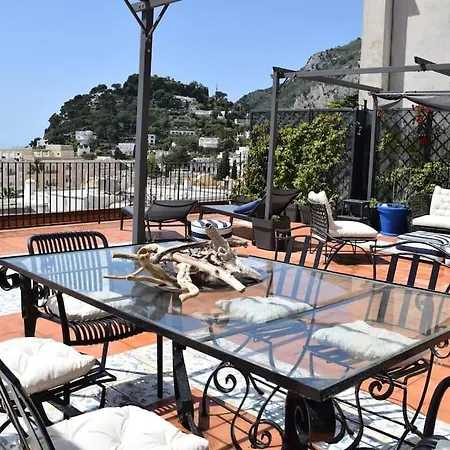 Casa Vera, *