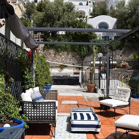 Casa Vera, * Capri